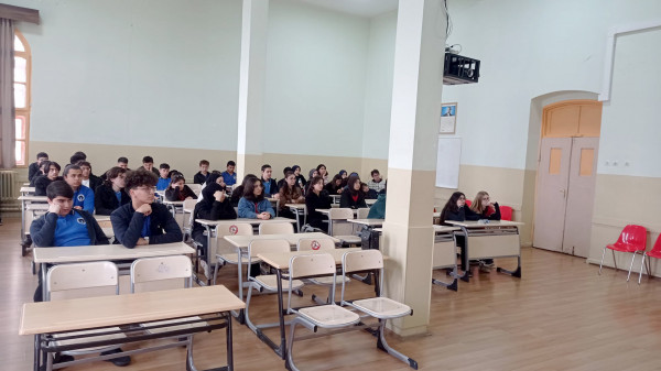 Makine Mühendisliği Bölümünden Sivas Selçuk Anadolu Lisesine Ziyaret